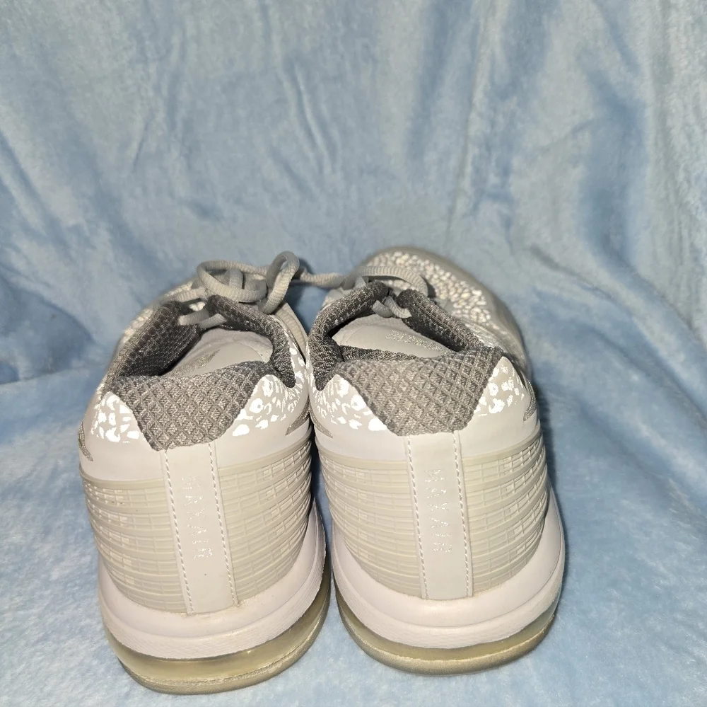 Nike Air Max TR 365 Mens Rare Sneaker